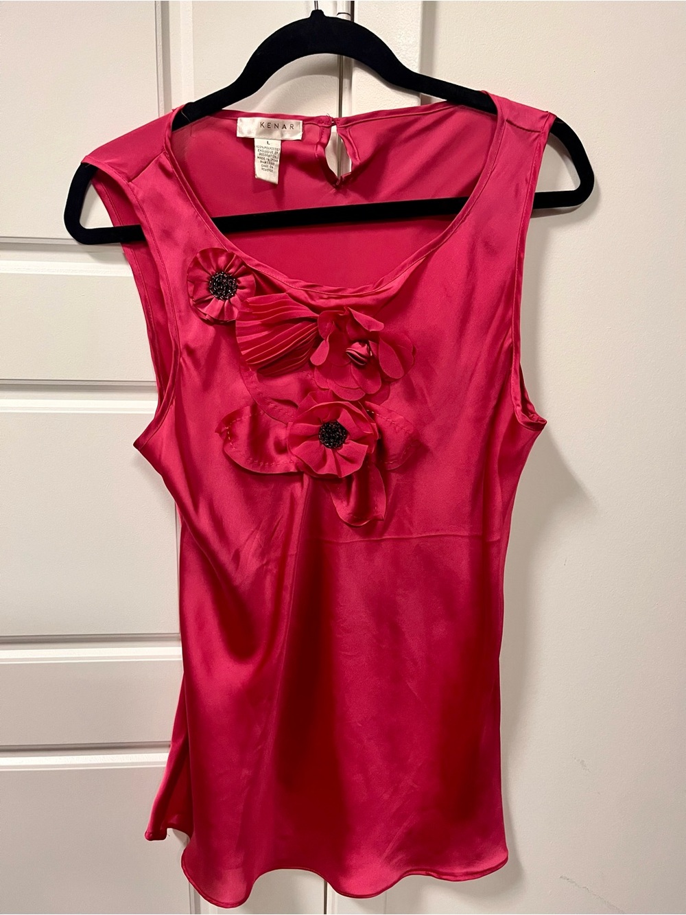 Kenar Women’s Hot Pink Sleeveless Floral Appliqué Top Size Large